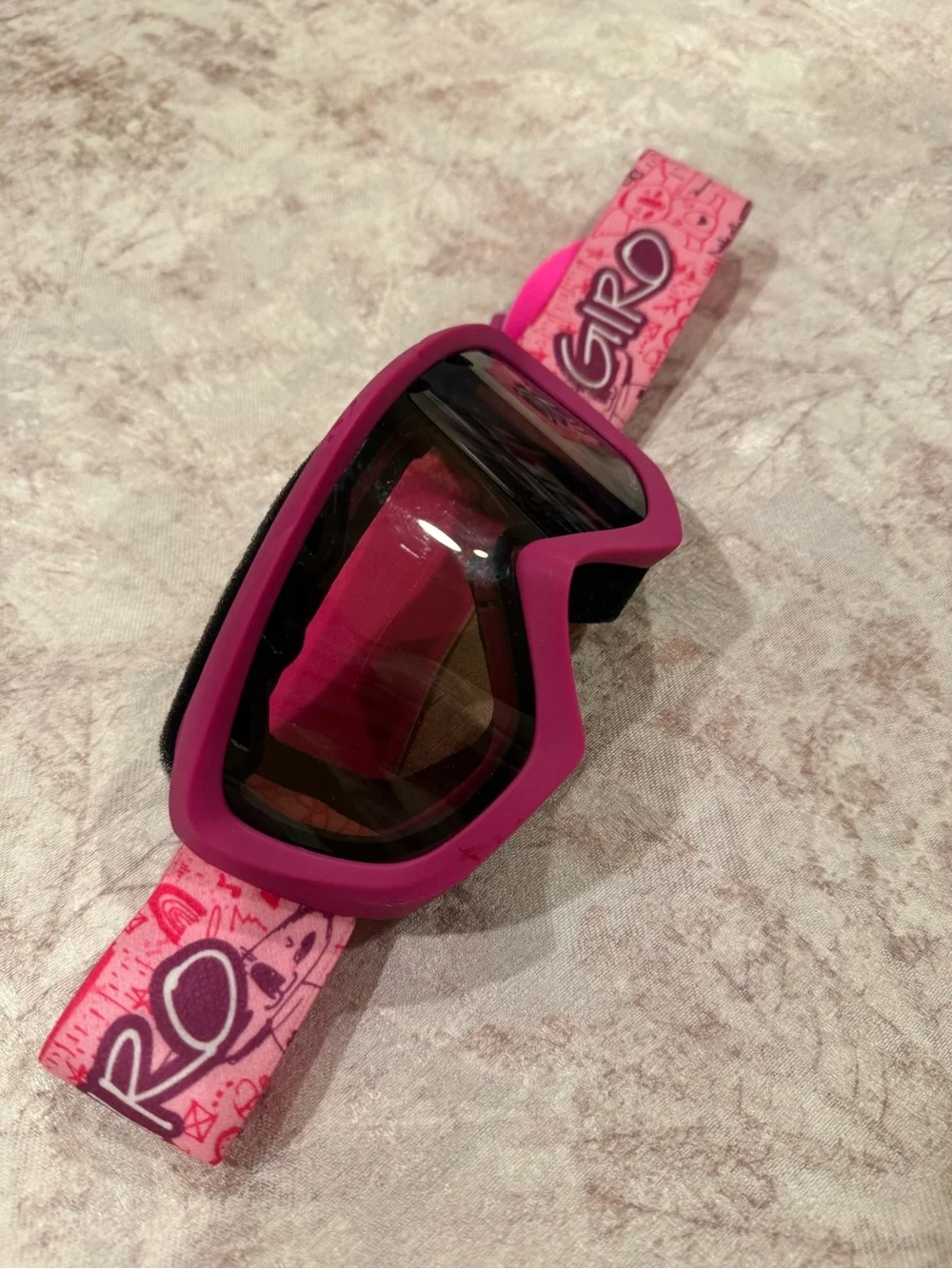 Giro Kids Pink Snow Goggles with Graphic Strap